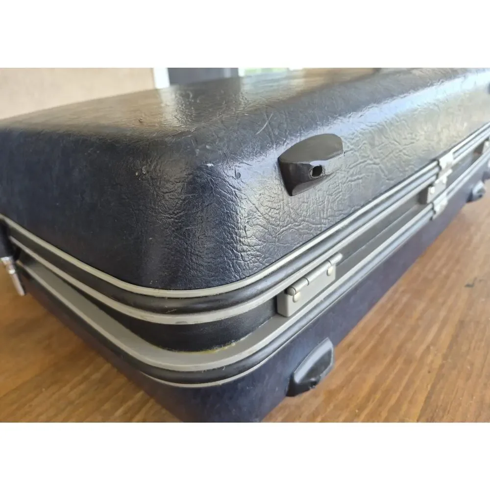 Vintage Blue Samsonite Silhoutte Luggage Suitcase Hard Shell 26x21x8 With Wheels